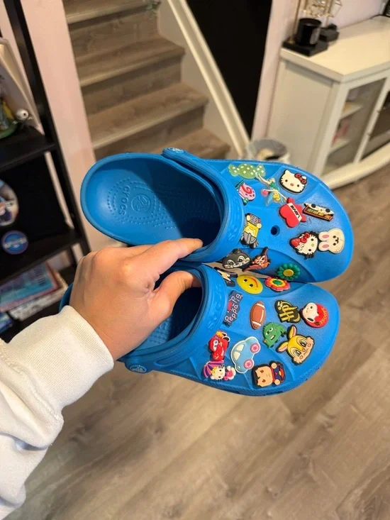 CROCS Bright Blue Kids Clogs with Character Charms - Picture 5 of 5